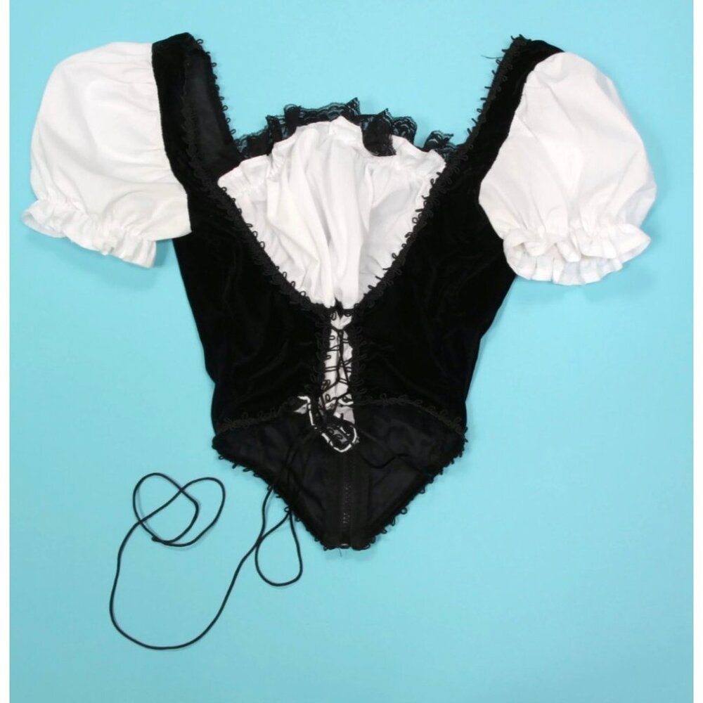 Vtg JEANNIE NITRO Gothic Black Velvet White Puff Sleeve Lace Up Wench Top XS 015